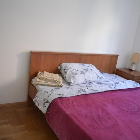 Apartman Пирот Экстерьер фото